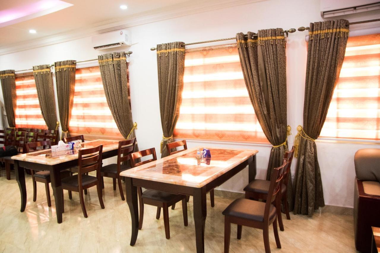 Peace Media Hotels Abuja Exteriör bild